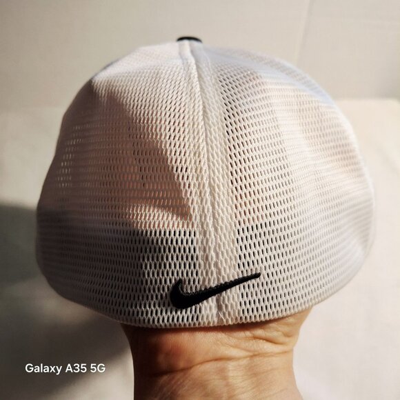 Jim Beam Nike Golf Adjustable Mesh Trucker Hat White & Black - Picture 6 of 6